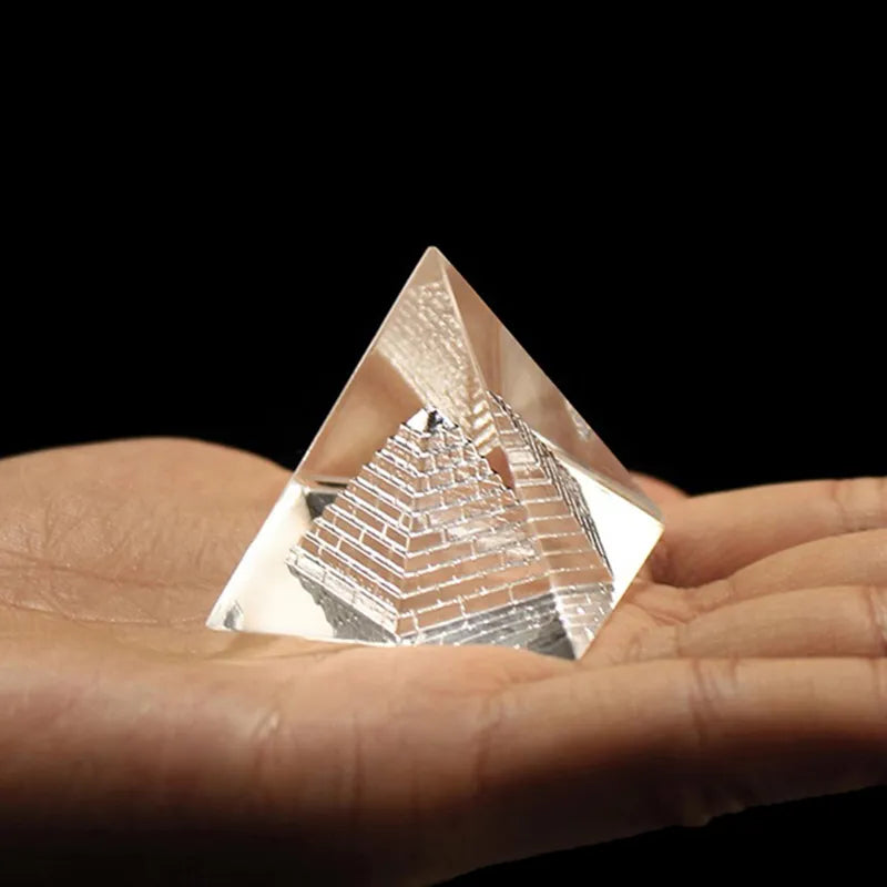 Pyramide de Guérison Énergétique Creuse en Cristal <br> Chakra, Wicca & Décoration