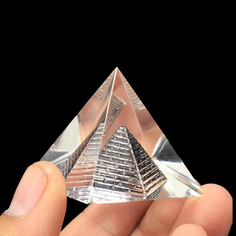 Pyramide de Guérison Énergétique Creuse en Cristal <br> Chakra, Wicca & Décoration