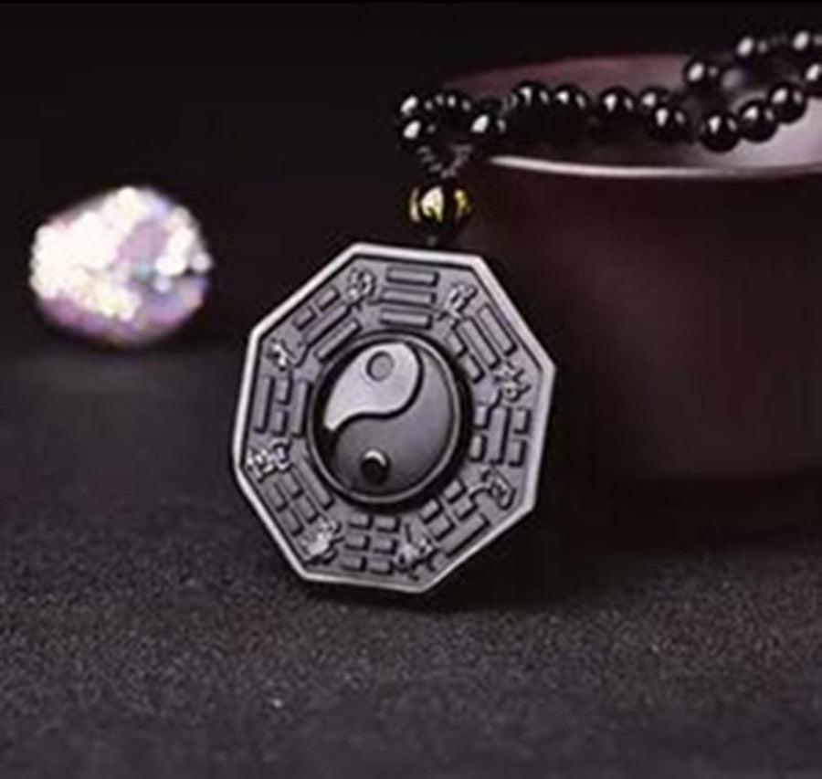 Collier Pendentif BAGUA en Obsidienne Noire Talisman de Protection