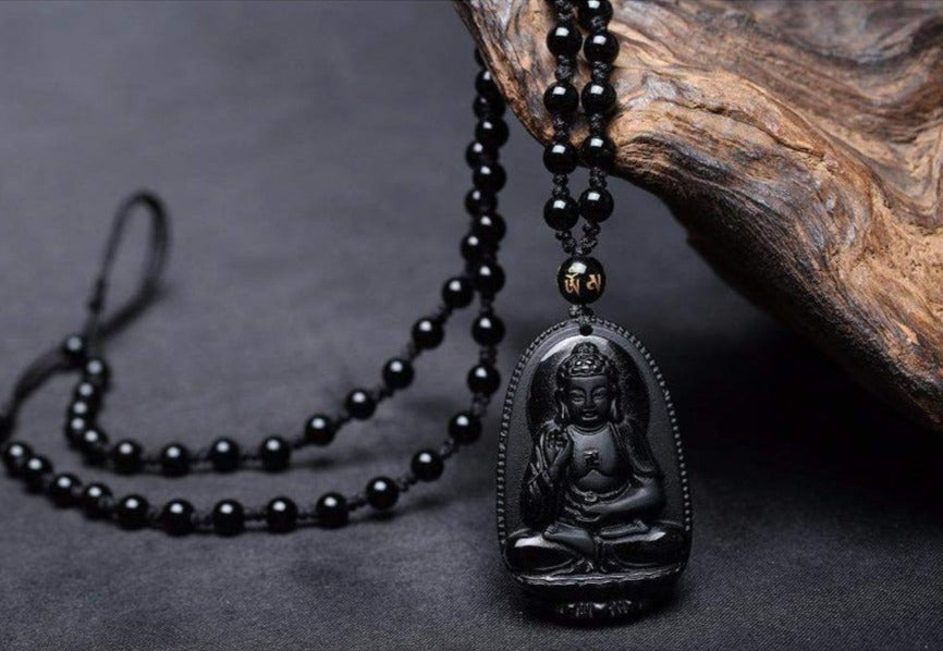 Collier Pendentif Bouddha Noir